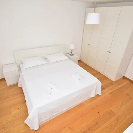 Ricca Seaview Apartman