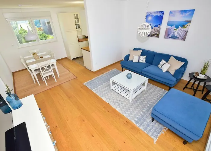 Ricca Seaview דירה מאקרסקה