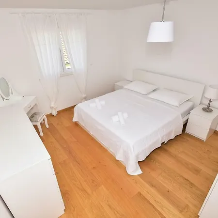 Apartment Ricca Seaview Makarska